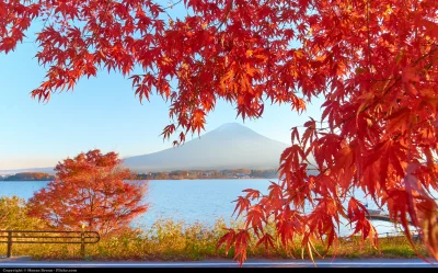 Lookazz - > View of Mount Fuji across from Lake Kawaguchi [3840x2391] Photo by Moyan ...