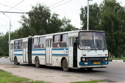 I.....0 - Na zdjęciu najstarszy Ikarus 280 eksploatowany liniowo w Federacji Rosyjski...