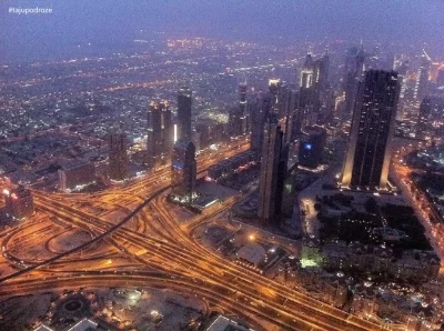 taju - #podroze #dubaj #tajupodroze 

Byla Burj Khalifa robiona woreczkiem po oliwkac...