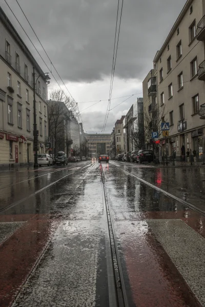 Amdy - deszczowy Kraków
#mojezdjecie #fotografia #krakow