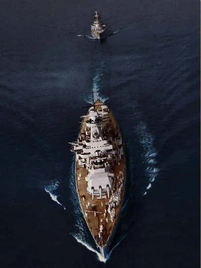 Benares - Admiral Graf Spee, w tle Deutschland, jedyne zdjęcie w kolorze. #historia #...