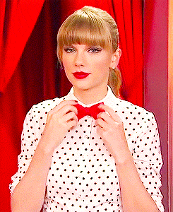W.....o - Taylor Swift-Muszke ( ͡° ͜ʖ ͡°)
#taylorswift #bojowkataylorswift #ladnapan...