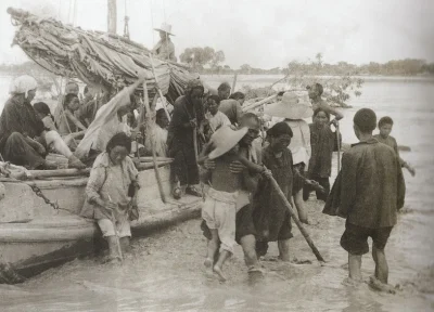 Dacjan - Chińczycy zrobili podobnie! 
https://en.wikipedia.org/wiki/1938YellowRiver_...