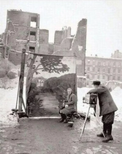 Zaskill - Warszawa, 1946 rok.
#historiajednejfotografii #Warszawa