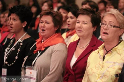 Polska_Bozia - > kongres kobiet

xD