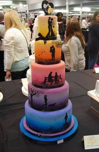 13czarnychkotow - świetny tort ślubny. z historyjką.

jadłabym

#foodporn #tort #slub...