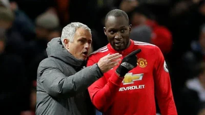 vardum97 - Rzadki obrazek pokazujący jak Mourinho wskazuje Lukaku w którą stronę nale...