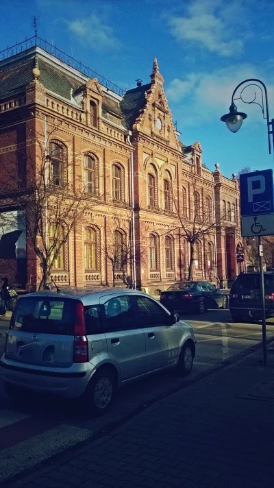 nototakczynie - Budynek Poczty Polskiej w Kępnie (wybudowana w 1889 r)

#pocztapols...
