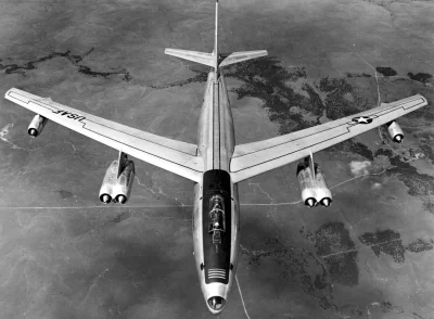 myrmekochoria - Boeing B-47 Stratojet podczas wojny sześciodniowej

"Pierwszą wersj...
