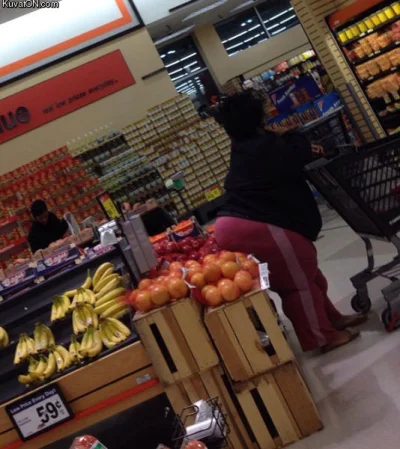 noekid - w #usa to strach nawet jakieś pomarańcze kupować, bo możliwe, że ktoś je dup...
