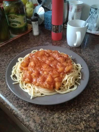 toodrunktofuck - Spaghetti z cukinią. Nie myślałem, że takie dobre wyjdzie.
#gotujzw...