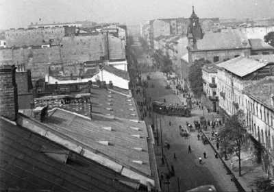 N.....h - Widok ulicy Leszno podczas okupacji w kierunku południowo-zachodnim z dachu...