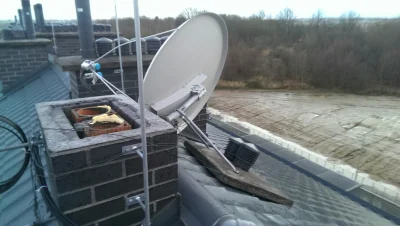 kamikaze_ - Piękny przykład jak NIE montować anteny 1.25 m ...

Fachowcy....

#rtv #s...