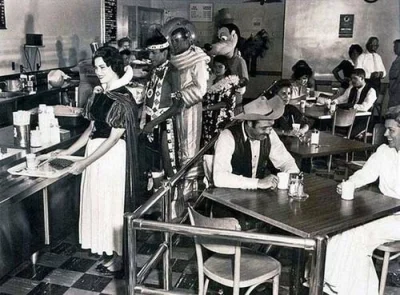Klofta - Kantyna pracowników Disneylandu 1961
#historycznefotki #disney #ciekawostki
