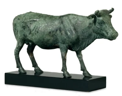 IMPERIUMROMANUM - RZYMSKA RZEŹBA KROWY 

Rzymska rzeźba krowy, wykonana z brązu. Ob...
