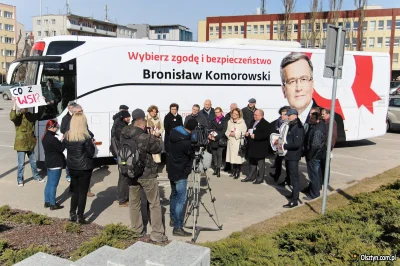 Matanjah - Tak przywitałem bronkobus w Olsztynie.

#bronkobus #wsi #polityka