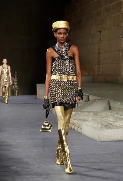 milenaolesinska - Art & Fashion - Karl Lagerfeld -Kolekcja o tematyce egipskiej
Zoba...