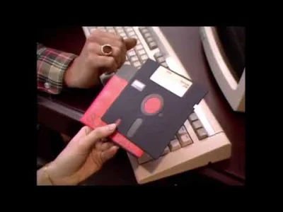 starnak - Bob Vila uses a computer in 1982.