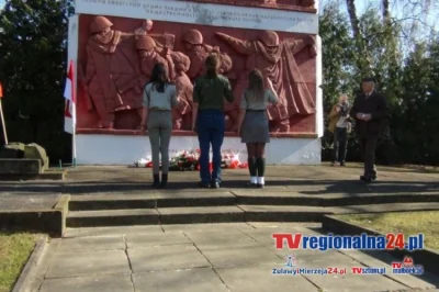 orkako - @azzie: 
Niżej pomnik radziecki w Malborku. Widząc to jakiś Ukrainiec pomyś...