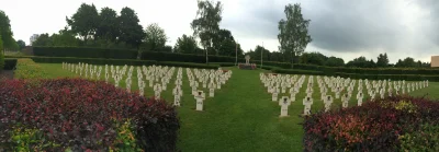 Korzeniowski - A to jest cmentarz w Bredzie #holandia gdzie spoczywa generał Maczek. ...