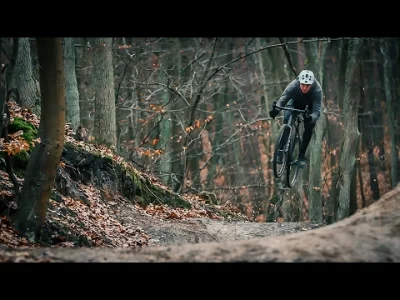 fixie - Reklamówka i dużo zdjęć jednego z ciekawszych rowerów 'z Polski'. http://grit...