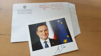 szymon362 - A wy macie już swój autograf? ;)
#zdjecie #andrzejduda