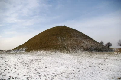 Czajna_Seczen - Tajemnica kopca Krakusa - Czy krakowski kopiec Krakusa to, jak przypu...