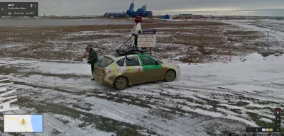 pogop - Alaska - spotkanie dwóch samochodów googla, robiących zdjęcia na potrzeby str...