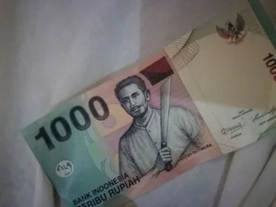 D.....i - Ale żeby w Indonezji kibic Wisły na banknotach? ( ͡° ͜ʖ ͡°) #wisłakraków #k...