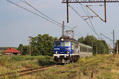 Voltanger - Czy dwa wagony pasażerskie to już pociąg czy jeszcze nie? Biorę po 200zł ...