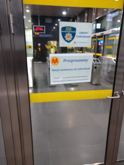 pixel_ - #metro #warszawa Stacja metro Daszyńskiego, ktoś ma jakąś informację co się ...