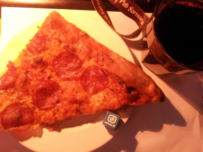 Froto - Jeszcze wczorajsza #pizza :D

#jedzzwykopem #sniadaniezwywlekaczem