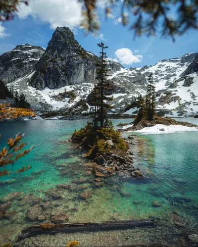 cheeseandonion - Watersprite lake, Squamish, BC, Canada

#earthporn #natura #kanada