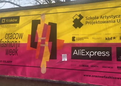 S.....n - Cracow Fashion Week

Organizator: Reklamex

Sponsor: AliExpress

XD
...