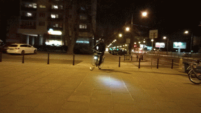 Scorpio412 - Jadę wam #!$%@?ć ( ͡º ͜ʖ͡º)
Prawie #motocykle #gif