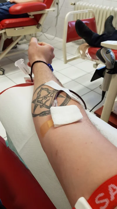 OnePageTo - Byłem dziś oddać krew. Chciałem to zrobić w walentynki, jak przed rokiem,...