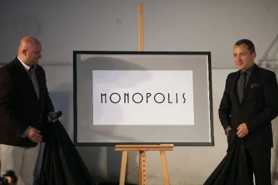 bbr247 - > "Ojcem chrzestnym", czyli twórcą projektu logo Monopolis, został Janusz Ka...