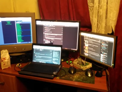 kiciek - #battlestation

Ogrzewanie gotowe na ciężką zimę. Przydałoby się dostawić ka...