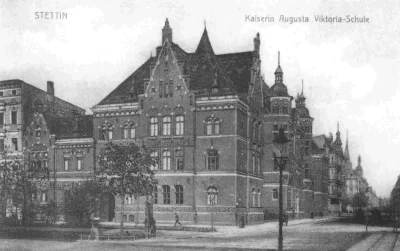 P.....g - Kaiserin-Augusta-Viktoria-Schule, Elisabethstraße 27 (Szkoła średnia dla dz...