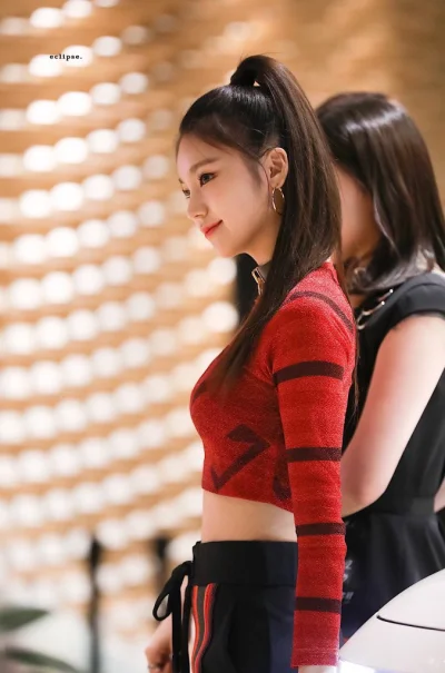 XKHYCCB2dX - #yeji #itzy 
#koreanka