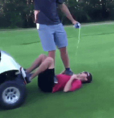 v.....k - Dlaczego mężczyźni żyją krócej (づ•﹏•)づ 

#heheszki #gif #logikaniebieskic...