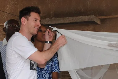 Ceglarek - Leo Messi pomaga rozkładać namiot pożyczony od @bednarz2000

Senegal, ro...