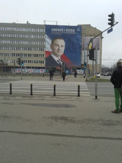 Kirkain - Zobaczcie Mireczki, wasz przyszły prezydent taki wielki na plakacie na plac...