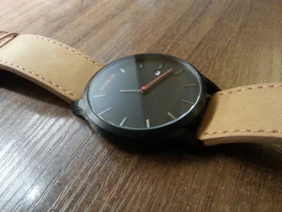 CzolgoStopowicz - Wczoraj przyszedł mój zegarek #mvmt (pic rel). Muszę przyznać, że n...