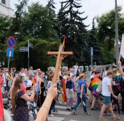 saakaszi - @Aedemkun: Tymczasem w Polsce, radni PiS w Lublinie zwołali nadzwyczajną s...