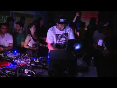 c.....o - Boiler Room Brazil DJ Marky DJ Set (Drum 'n' Bass)

686 - 1 = 685 #1000se...