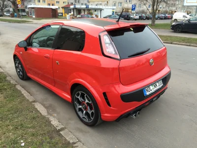 saldatoreafilo - Ale ładny fiacik spotkałem (ʘ‿ʘ) 

#fiat #abarth #samochody