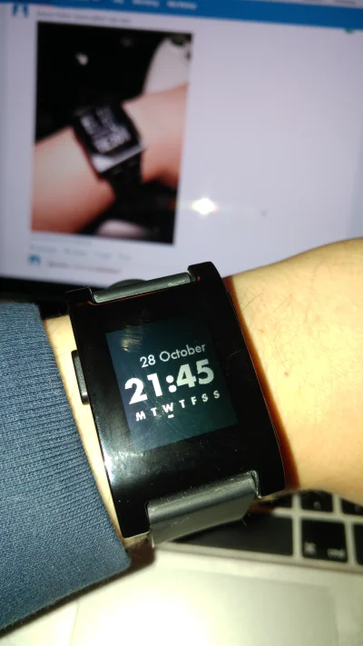 razorblade - @bylekto: Co to za watchface?