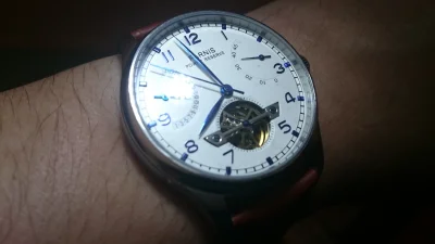 Roszp - Co na to #zegarkiboners? 
(takie trochę #pokazreke)