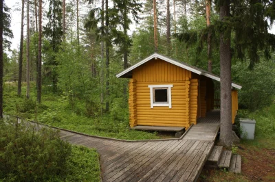 Piezoreki - Tak wygląda darmowy kibelek w darmowym miejscu do biwakowania w Finlandii...